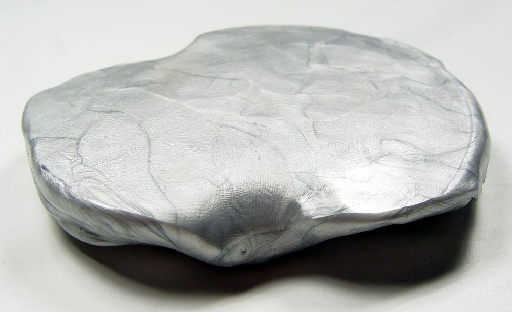 Silver-colored Silly Putty